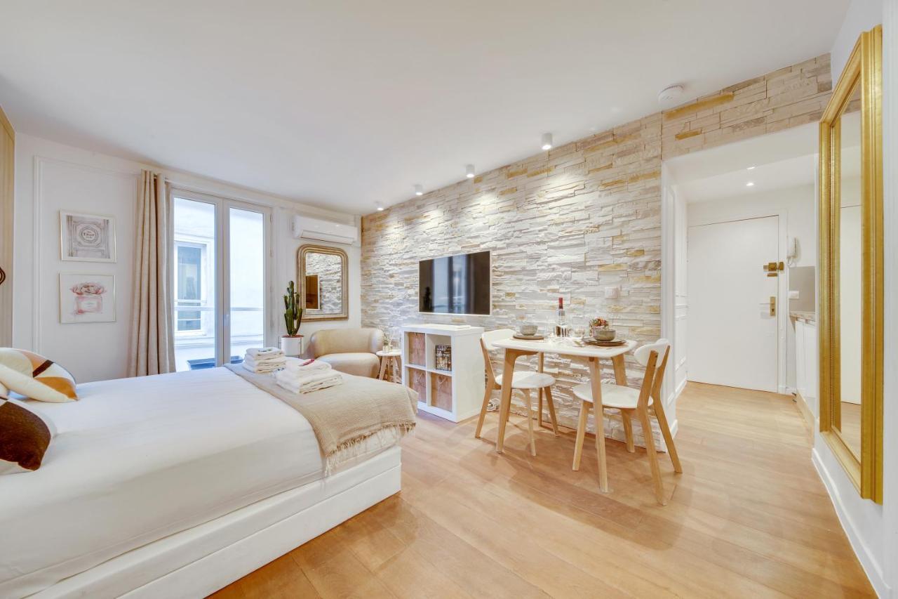 Historical By Architect - Louvre Parijs